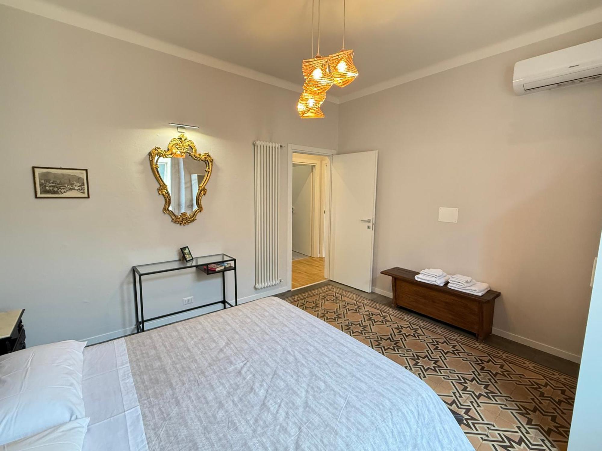 Comoluxhouse- Intero appartamento Esterno foto