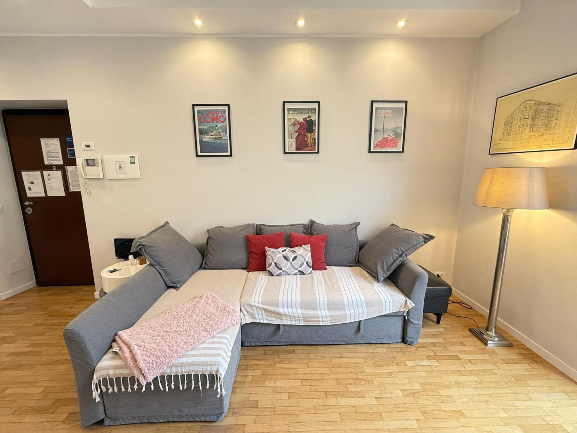 Comoluxhouse- Intero appartamento Esterno foto